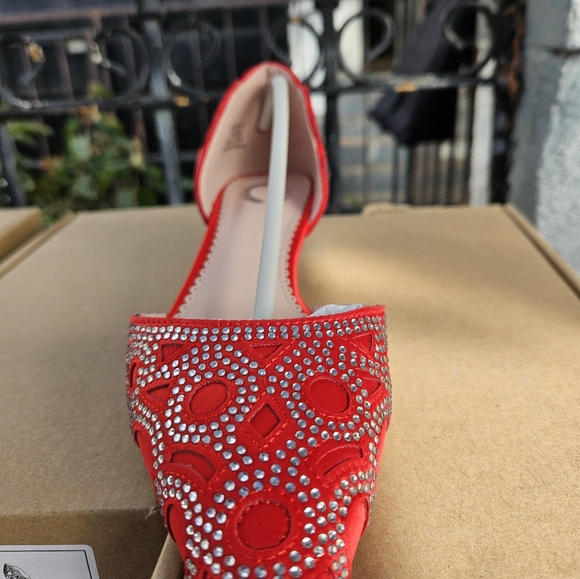 Red kitten heel with rhinestones - Picture 2 of 3